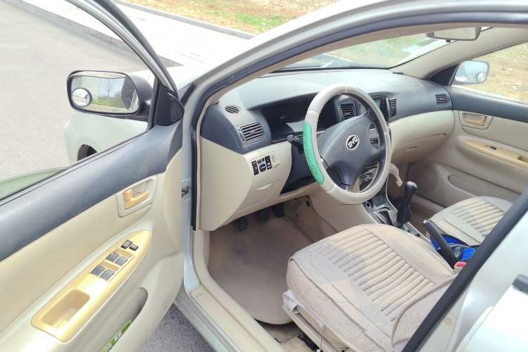 Used BYD F3 2012 Energy-Saving Edition 1.5L Manual Standard Model