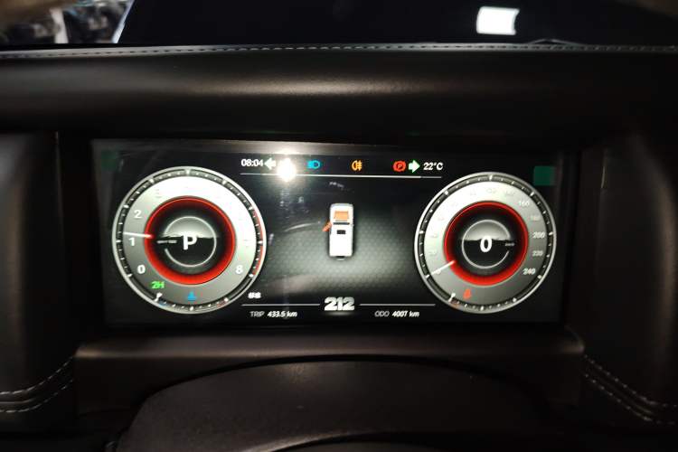 Used 212 T01 2025 2.0T Changfeng