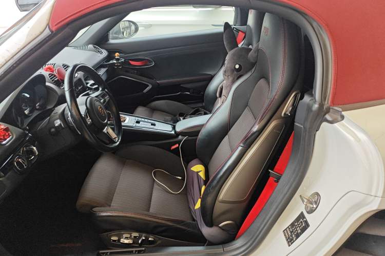 Used Porsche 718 2019 Boxster T 2.0T Left Rear Seat