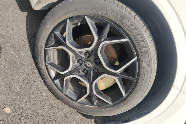 Used CHANGAN NEVO A07 2023 Range-Extended 200 Max Right Front Wheel Hub