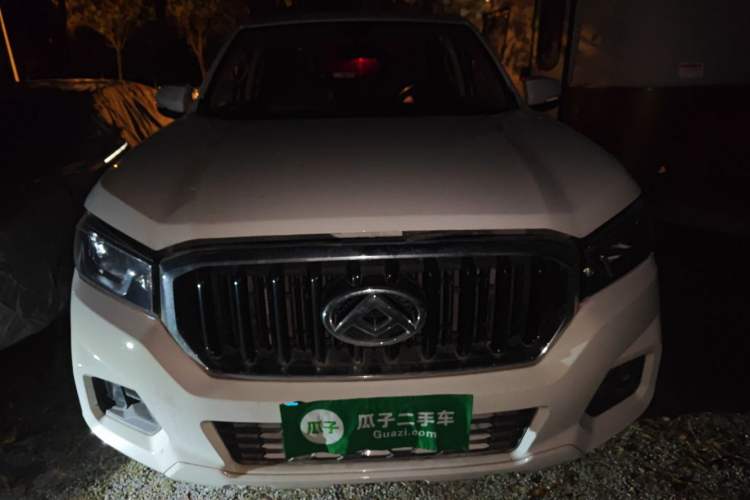 Used SAIC MAXUS T60 2017 2.4L Gasoline Manual Transmission Two-Wheel Drive High Ground Clearance Comfort Edition Standard Cabin
