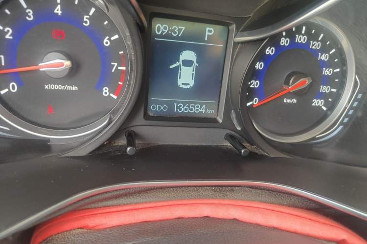 Used BAIC Changhe Q35 2016 1.5L Automatic Smart Edition Odometer Close Up