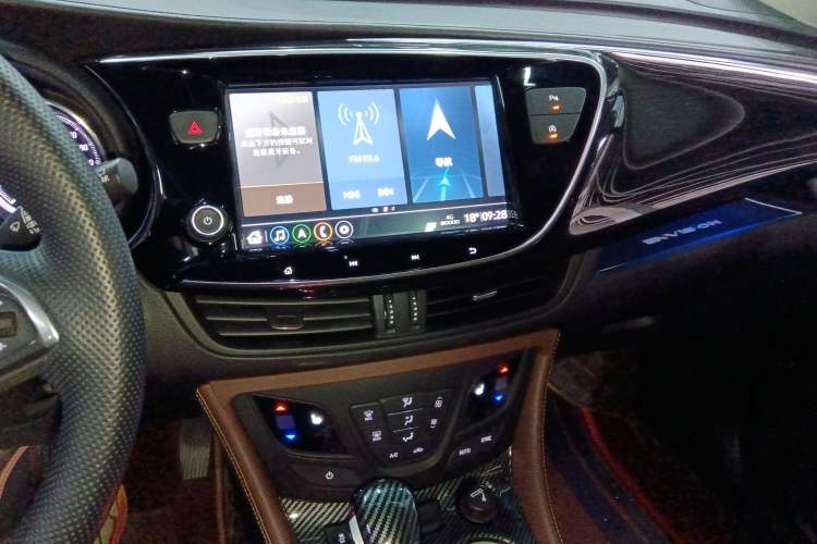 Used Buick Envision 2021 532T Two-Wheel-Drive Elite Version Audio And AC Panel