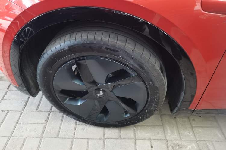 Used ONVO L60 2024 60 kWh Rear-Drive Version
