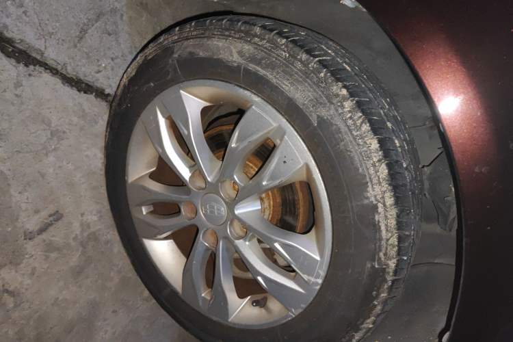 Used Geely Auto Emgrand 2015 Sedan 1.5L CVT Upward Version