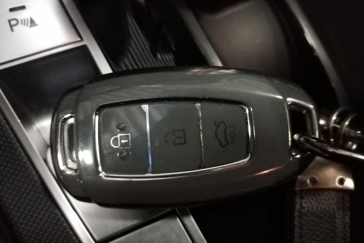 Used Hyundai Elantra 2023 1.5L CVT GLX Elite Edition
