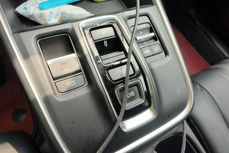 Used Honda Breeze New Energy 2024 ePHEV Premium Edition Gear Lever