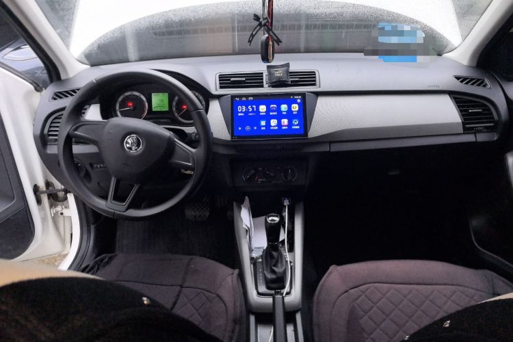 Used Skoda Fabia 2017 1.4L Automatic Car Enjoy Edition Center Console