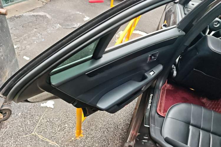 Used Mercedes-Benz E-Class 2015 Restyled E 260 L Sport Edition