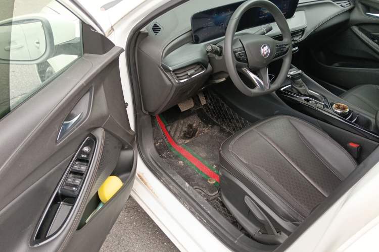 Used Buick Verano 2023 Pro Enjoyment Edition Driver Seat