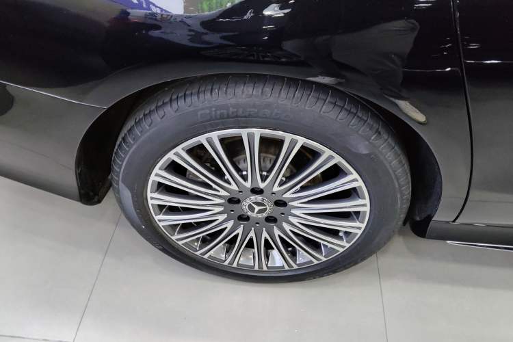 Used Mercedes-Benz E-Class 2020 E 300 L Sport Luxury Edition Right Rear Wheel Hub