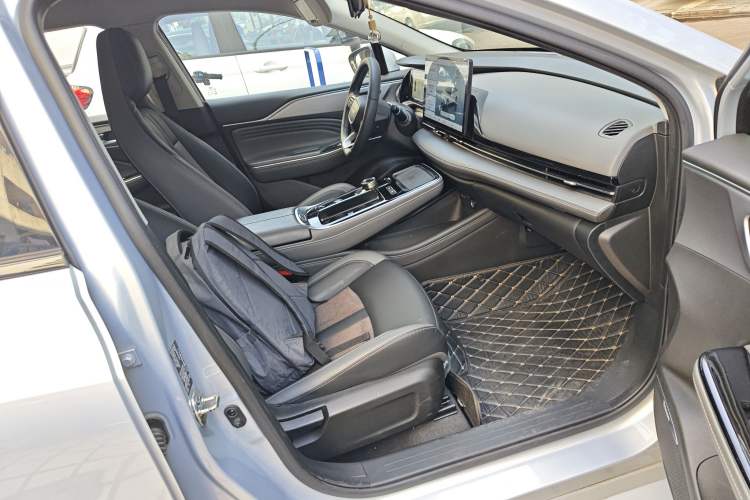 Used AION S Plus 2022 70 Intelligent Edition
