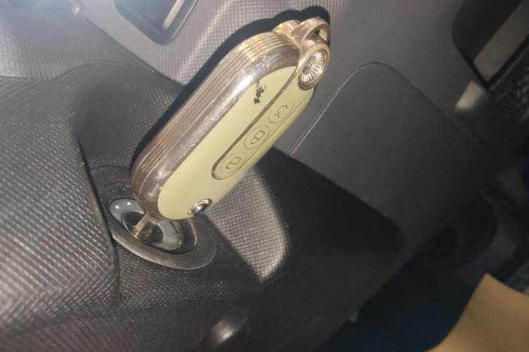 Used Wuling Hongguang MINIEV 2021 Macaron Premium Model – Lithium Iron Phosphate
