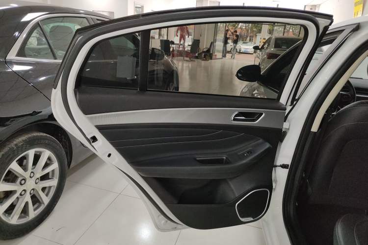 Used Chery Arrizo 5 2019 Facelifted PRO 1.5L Manual Youth Edition China VI Standard