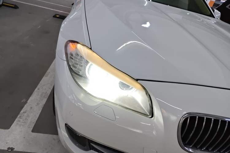 Used BMW 5 Series 2011 523Li Luxury Model Right Front Headlight