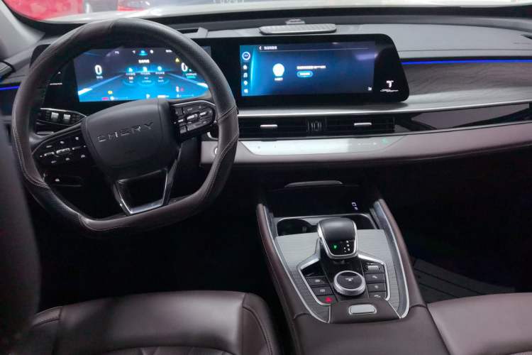 Used Chery Tiggo 8 PRO 2022 390T Two-Wheel Drive Vast Edition 5 Seats
