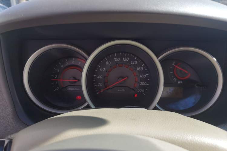Used Nissan Sylphy 2012 Classic 1.6XE Automatic Comfort Edition Instrument Cluster
