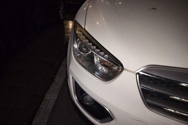 Used Bestune X80 2013 2.0L automatic luxury version