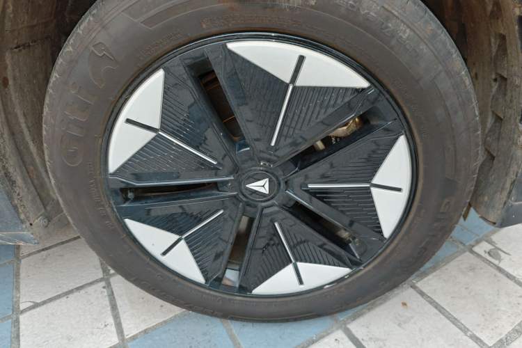 Used Deepal S07 2023 200Max Range-Extended Version