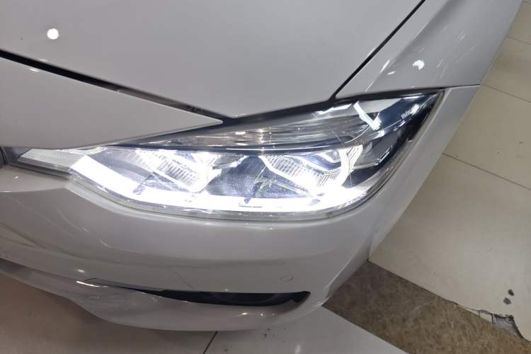 Used BMW 3 Series 2018 320Li Fashion Model