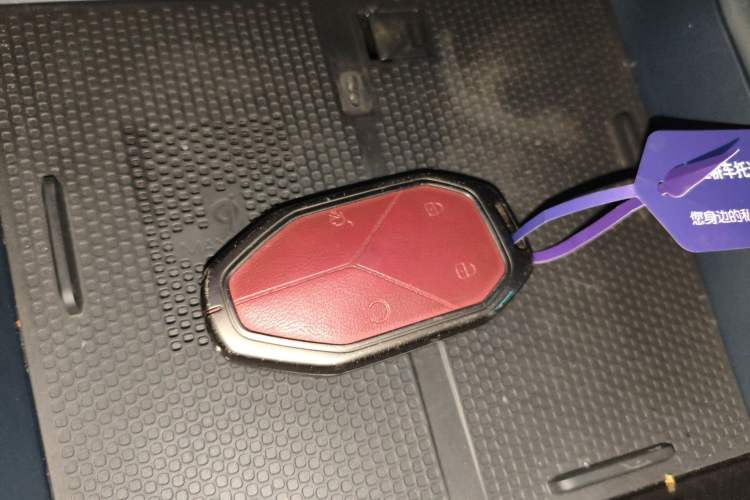 Used Formula Leopard 5 2023 Navigator Edition