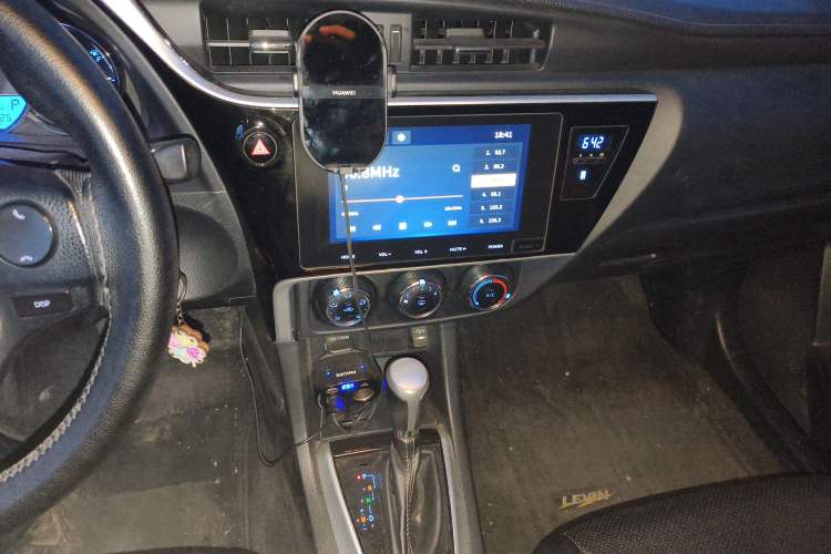 Used Toyota Levin 2017 Revised 185T CVT Elite Edition China V Standard Audio And AC Panel