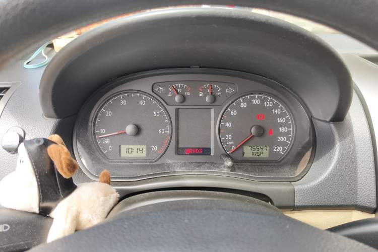 Used Volkswagen Polo 2009 Jingqing 1.6L Automatic Fashion Edition Odometer Close Up