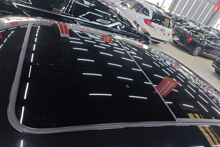 Used Volkswagen Magotan 2017 330TSI DSG Luxury Model Roof