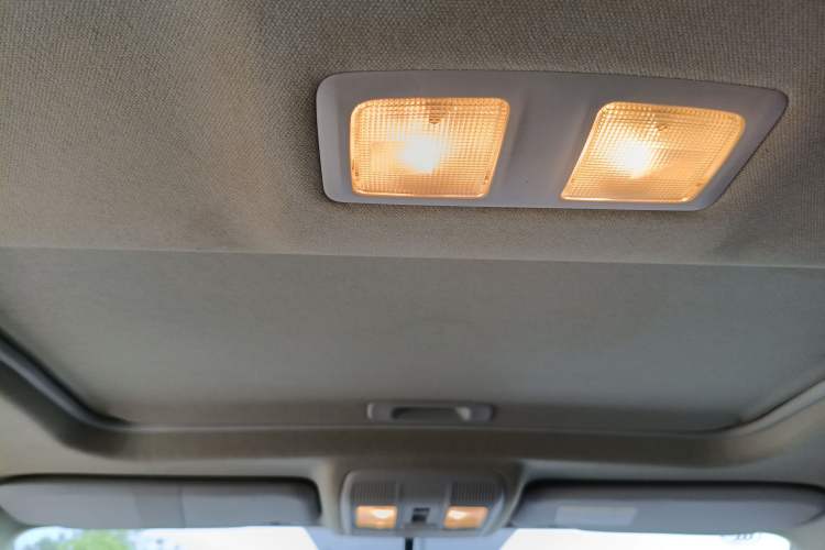 Used Mazda CX-5 2013 2.5L Automatic 4x4 Luxury Version
