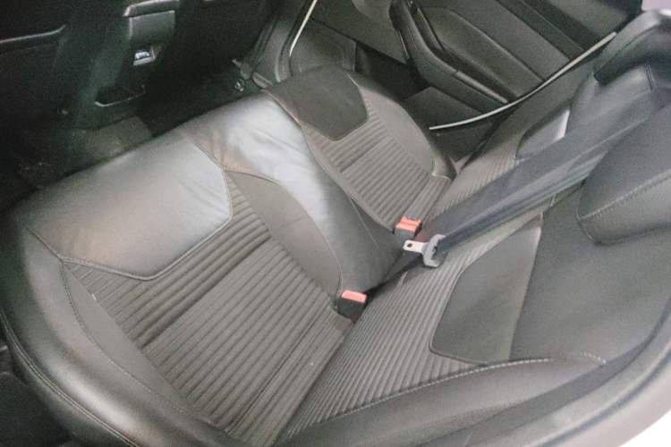 Used Ford Focus 2017 Hatchback 1.6L Automatic Fashion Edition Smart Drive Version