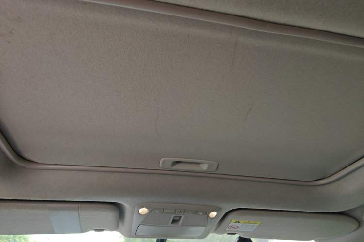 Used Nissan Terra 2020 2.5L XL Upper Automatic Two-Wheel Drive Luxury Edition Headliner