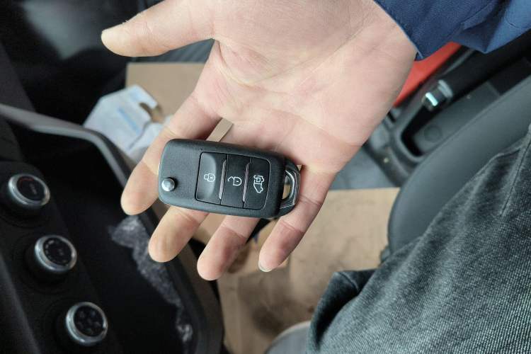 Used JMC E Fushun 2025 Model, Open Window Version, 41.86 kWh, Short Axle, Low-roof Vehicle Key