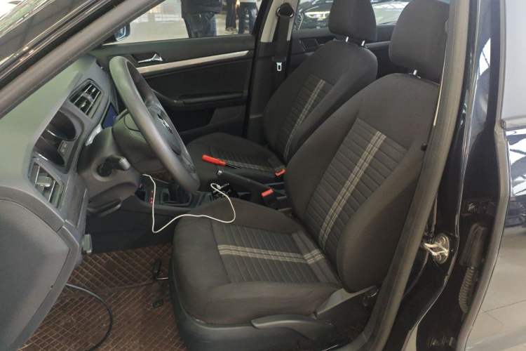 Used Volkswagen Lavida 2019 Lavida Start 1.5L Manual Fashion Edition China VI Standard
