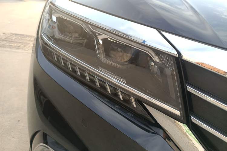 Used Volkswagen Passat New Energy 2020 430 PHEV Hybrid Luxury Edition China VI Standard Right Front Headlight