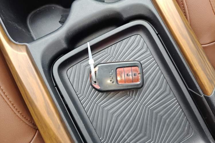 Used Honda CR-V 2021 240TURBO CVT 2WD Fashion Edition Interior 1