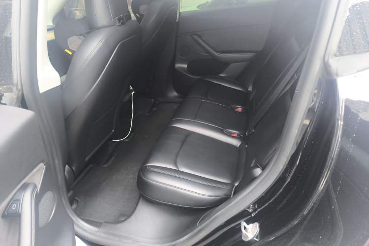 Used Tesla Model Y 2022 Rear-Wheel-Drive Version