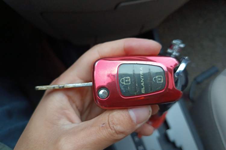 Used Hyundai Celesta 2011 1.6L Automatic Comfort Edition Vehicle Key