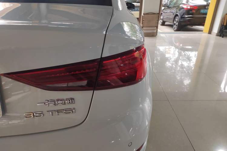 Used Audi A3 2020 Limousine 35 TFSI Fashion Edition China VI Emission Standard