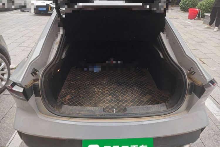 Used Changan UNI-V iDD 2023 ZhiDian iDD 1.5T 113km Smart & Fun Version