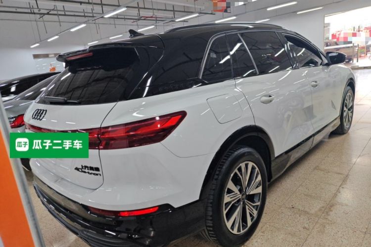 Used Audi Q5 e-tron 2023 40 e-tron Shining Edition Mecha Kit
