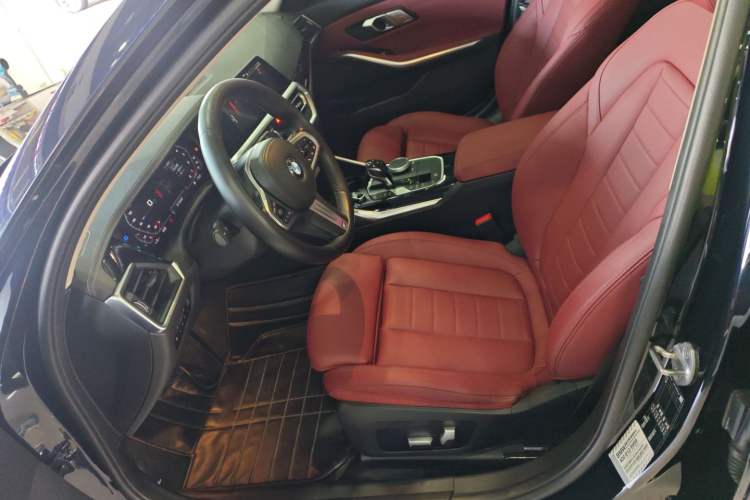 Used BMW 3 Series 2021 Facelifted 320Li M Sport Package
