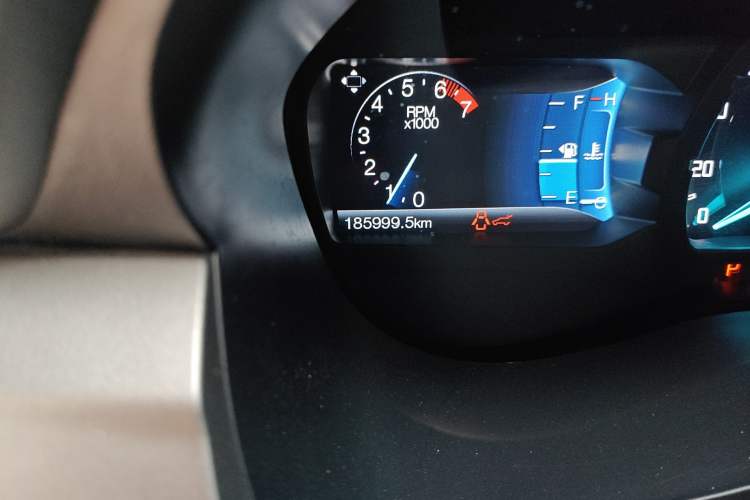 Used Ford Everest 2016 2.0T Gasoline Automatic 4x4 Luxury Edition
