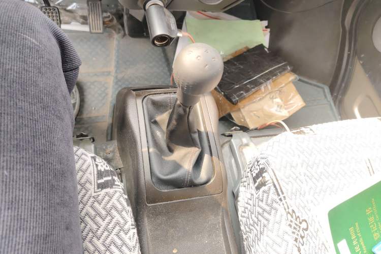 Used Wuling Rongguang 2021 1.5L Extended Standard Version with Air Conditioning – L3C