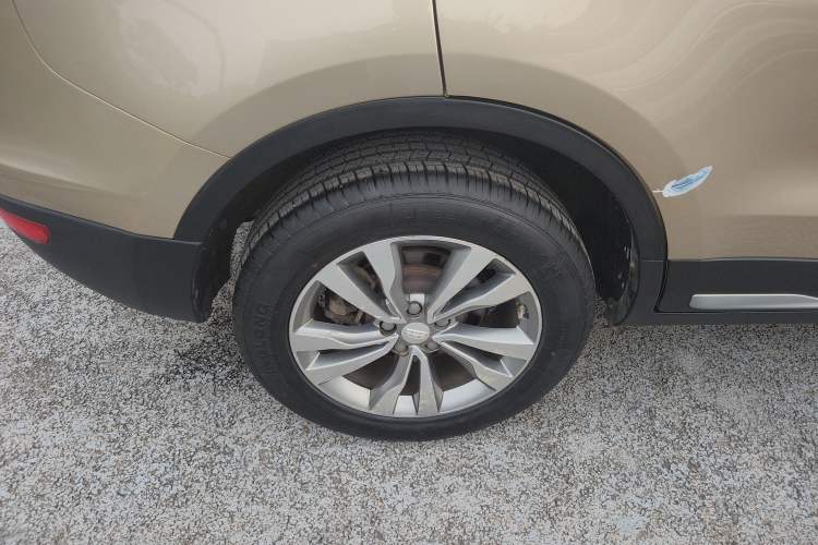 Used Geely Auto Emgrand X7 Sport 2016 1.8TD Automatic ZhiShang Model Right Rear Wheel Hub