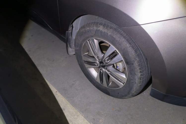 Used Hyundai ix35 2015 2.0L Automatic Two-Wheel Drive Leading Trim China V Standard Right Front Wheel Hub