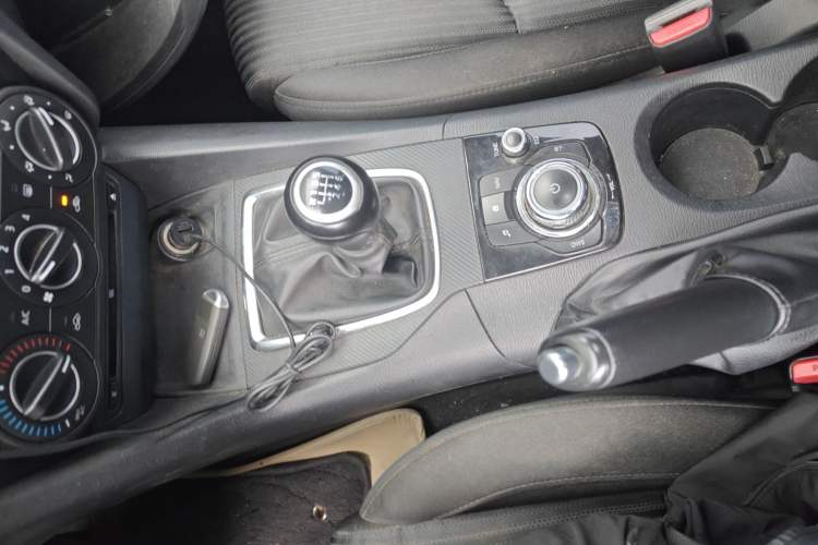 Used Mazda 3 Axela 2016 Sedan 1.5L Manual Comfort Model Gear Lever