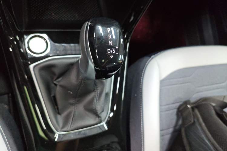 Used Volkswagen Tharu 2025 New Sharp 1.5L Ambitious Edition
