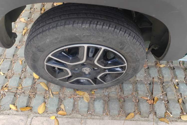 Used Dongfeng NAMMI BOX 2022 Chasing Wind Edition 331 km Standard Model