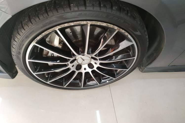 Used Mercedes-Benz A AMG 2022 AMG A 35 L 4MATIC Left Front Wheel Hub