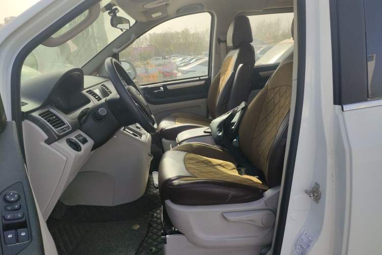 Used SAIC MAXUS G10 2018 PLUS 2.0T Automatic Smart Edition